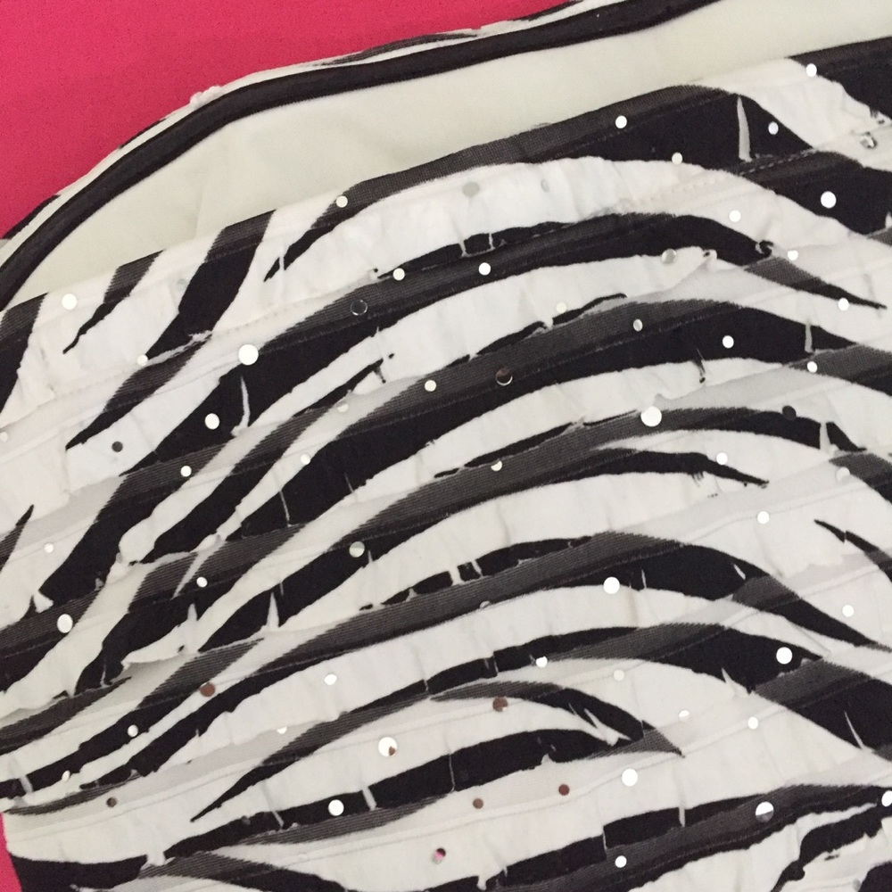Sexy strapless zebra print dress